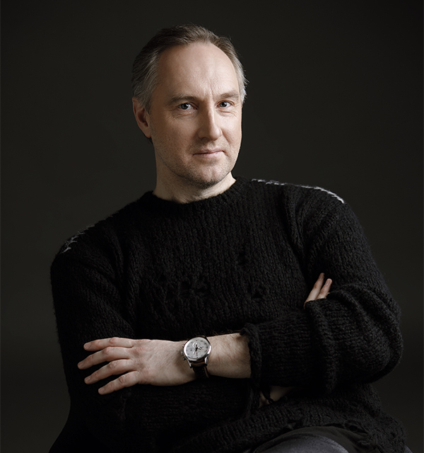 МИХАИЛ УРЖУМЦЕВ